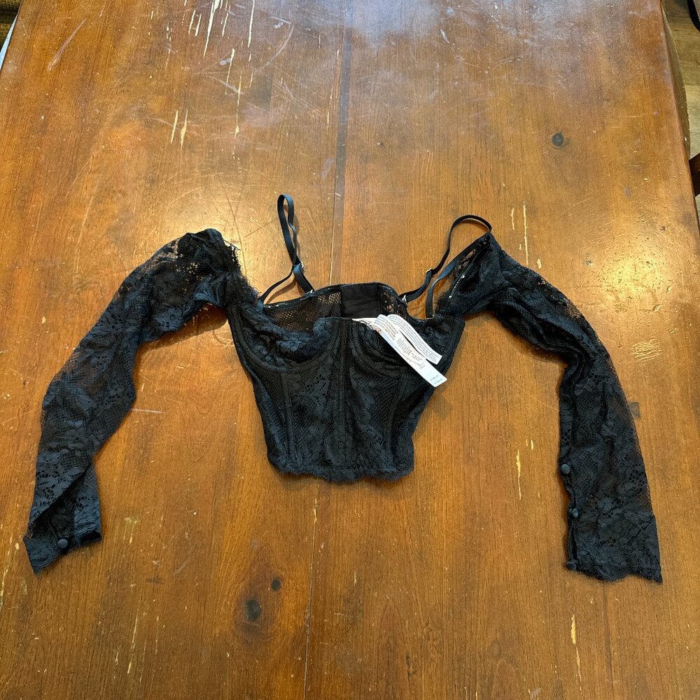 Victoria’s Secret Black Lace Long Sleeve Corset Top XS NWT